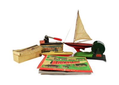 Lot 125 - COLLECTION OF ASSORTED VINTAGE TOYS