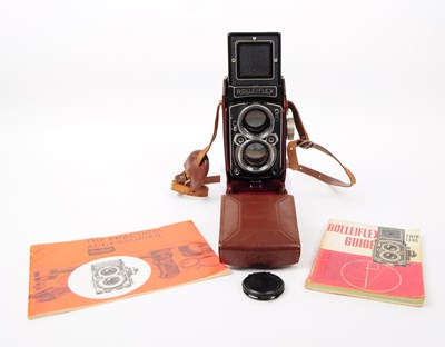 Lot 202 - ROLLEIFLEX - 1950S 2.8C MEDIUM FORMAT CAMERA