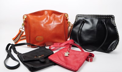 Lot 302 - COLLECTION OF VINTAGE DESIGNER HANDBAGS