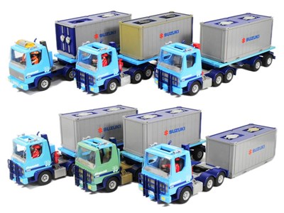 Lot 816 - PLAYMOBIL - COLLECTION OF PLAYMOBIL CONTAINER TRUCKS