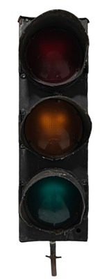 Lot 173 - 20TH CENTURY ALUMINIUM CASED TRAFFIC LIGHT