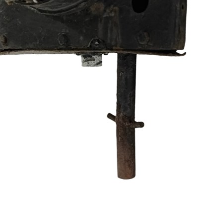 Lot 173 - 20TH CENTURY ALUMINIUM CASED TRAFFIC LIGHT