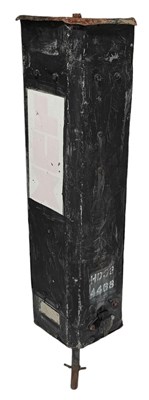 Lot 173 - 20TH CENTURY ALUMINIUM CASED TRAFFIC LIGHT
