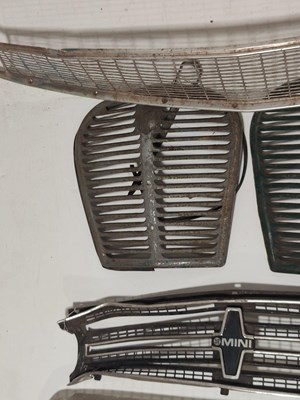 Lot 157 - AUTOMBILA - MIXED SELECTION OF CAR FRONT GRILLS