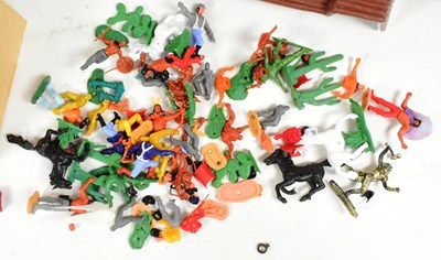 Lot 822 - RETRO TOYS - DUKES OF HAZZARD BARN BUST & TIMPO FORT