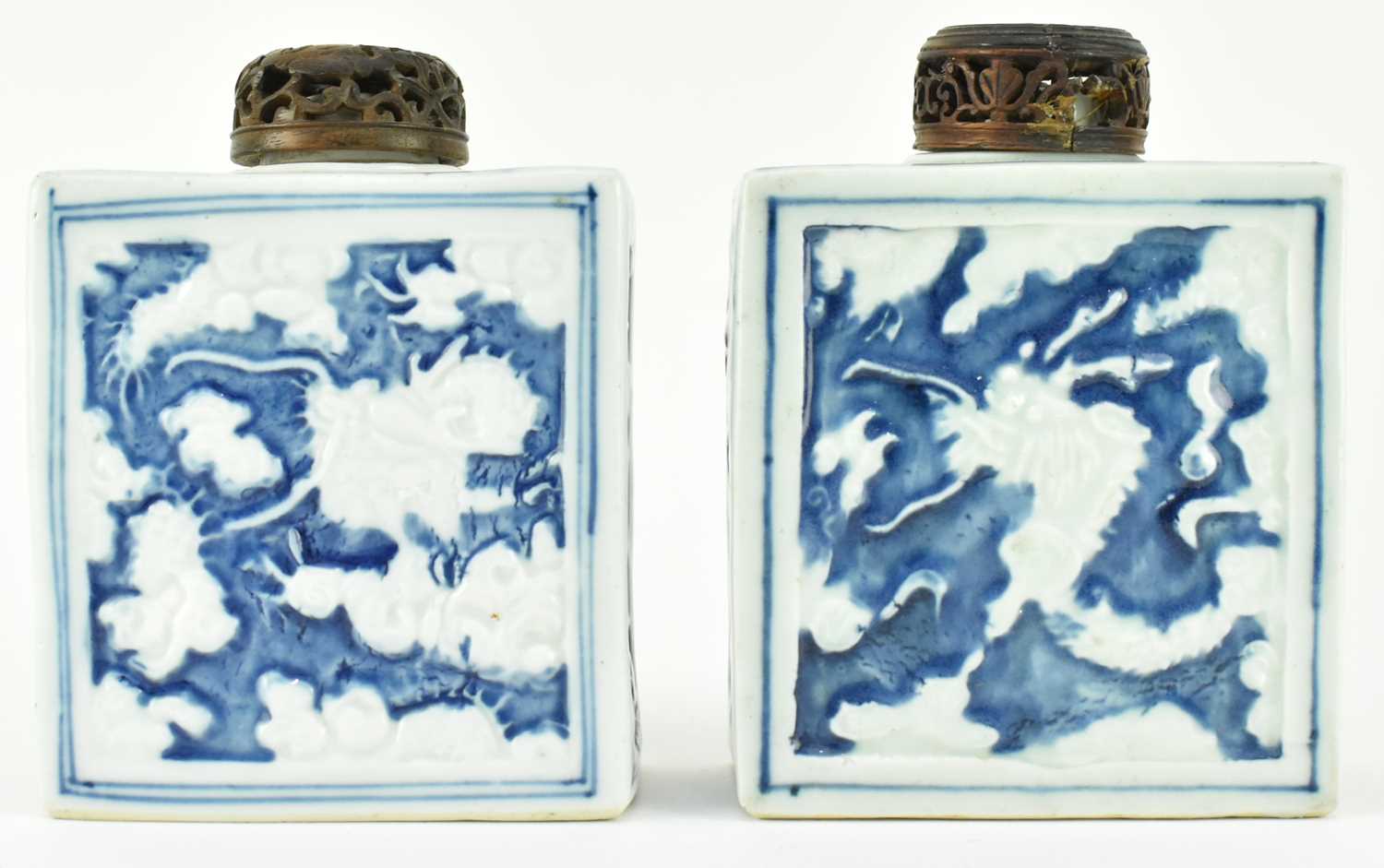 Lot 89 - TWO QING DYNASTY BLUE AND WHITE TEA CADDY 清 青花浮雕茶叶罐两个