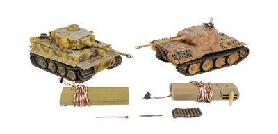 Lot 280 - TAMIYA - X2 VINTAGE TAMIYA RC RADIO CONTROL MODEL TANKS