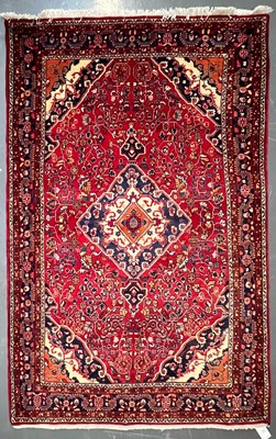 Lot 531 - 20TH CENTURY NORTH WEST PERSIAN SAROUK FLOOR CARPET RUG