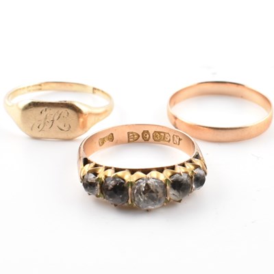 Lot 376 - VICTORIAN HALLMARKED 9CT GOLD RING & TWO 9CT RINGS