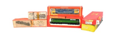 Lot 250 - MODEL RAILWAY - COLLECTION OF ASSORTED OO GAUGE LOCOMOTIVES