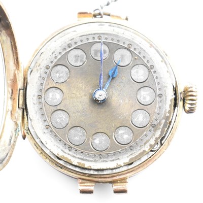 Lot 380 - THREE 15CT GOLD BUTTON STUDS & 9CT GOLD WATCH