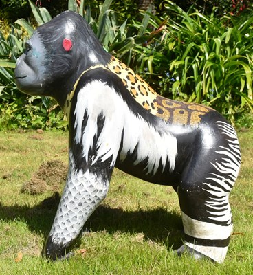 Lot 14 - FORMER BRISTOL ZOO GARDENS - WOW! GORILLAS - WILD IN ART STATUE