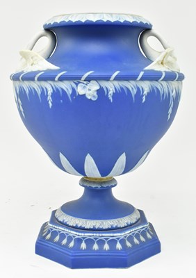 Lot 58 - 19TH CENTURY WEDGWOOD BLUE JASPERWARE LEDA & SWAN URN VASE