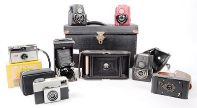 Lot 315 - COLLECTION OF VINTAGE 20TH CENTURY CAMERAS