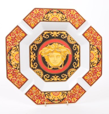 Lot 143 - ROSENTHAL - VERSACE - VINTAGE 20TH CENTURY MEDUSA ASHTRAY