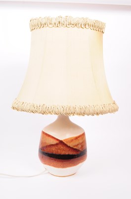 Lot 146 - PETER ELLERY - TREMAEN - MID CENTURY CORNISH POTTERY TABLE LAMP