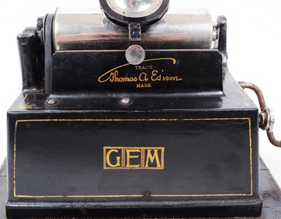 Lot 426 - EDISON GEM PHONOGRAPH - IN ORIGINAL BOX WITH TRUMPET
