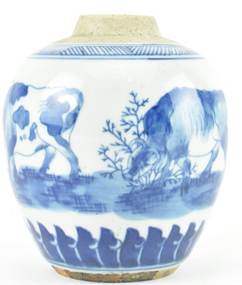 Lot 16 - QING / REPUBLIC ERA BLUE AND WHITE OXEN JAR 清民国 青花五牛罐