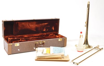 Lot 433 - OLDS AMBASSADOR - VINTAGE 20TH CENTURY BRASS TROMBONE