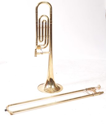Lot 433 - OLDS AMBASSADOR - VINTAGE 20TH CENTURY BRASS TROMBONE