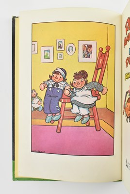 Lot 172 - CHILDREN'S LITERATURE. FOUR VINTAGE RAGGEDY ANN & RAGGEDY ANDY BOOKS