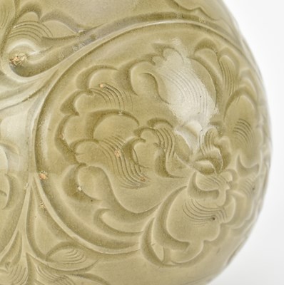 Lot 36 - SONG YAOZHOU KILN YUHUCHUAN VASE 耀州窑玉壶春瓶