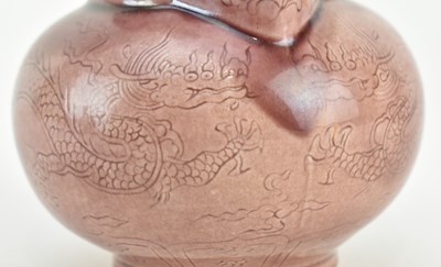 Lot 135 - MING CHENGHUA MARK MONK'S HAT EWER 明 成化款 龙纹僧帽壶