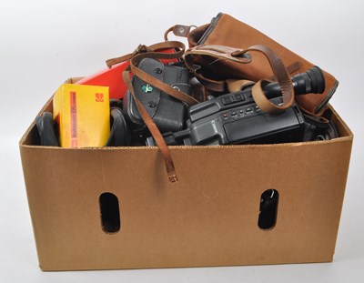 Lot 205 - LARGE COLLECTION OF VINTAGE CAMERAS, INCLUDING BINOCULARS