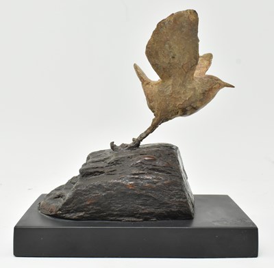 Lot 28 - 20TH CENTURY SIGNED LOST WAX BRONZE WREN BIRD SCULPTURE