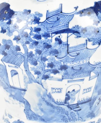 Lot 47 - QING DYNASTY BLUE AND WHITE GINGER JAR 清 青花人物山水罐