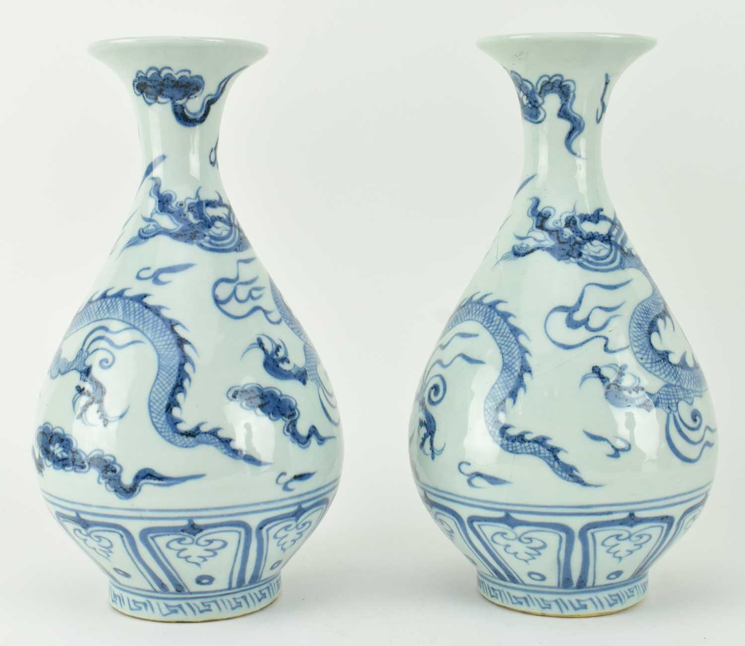 Lot 155 - PAIR OF BLUE AND WHITE "DRAGON" VASES 青花龙纹玉壶春瓶一对