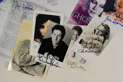 Lot 79 - AUTOGRAPHS - COLLECTION OF ASSORTED AUTOGRAPHS