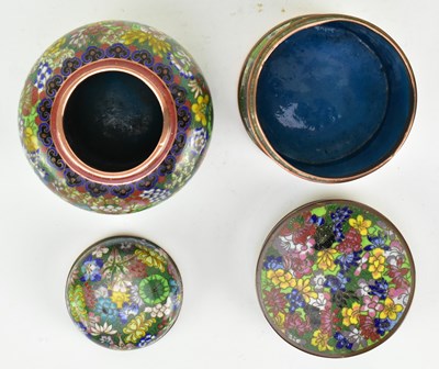 Lot 119 - TWO 20TH CENTURY CHINESE "MILLE FLEUR" CLOISONNE JARS 二十世纪掐丝珐琅百花罐