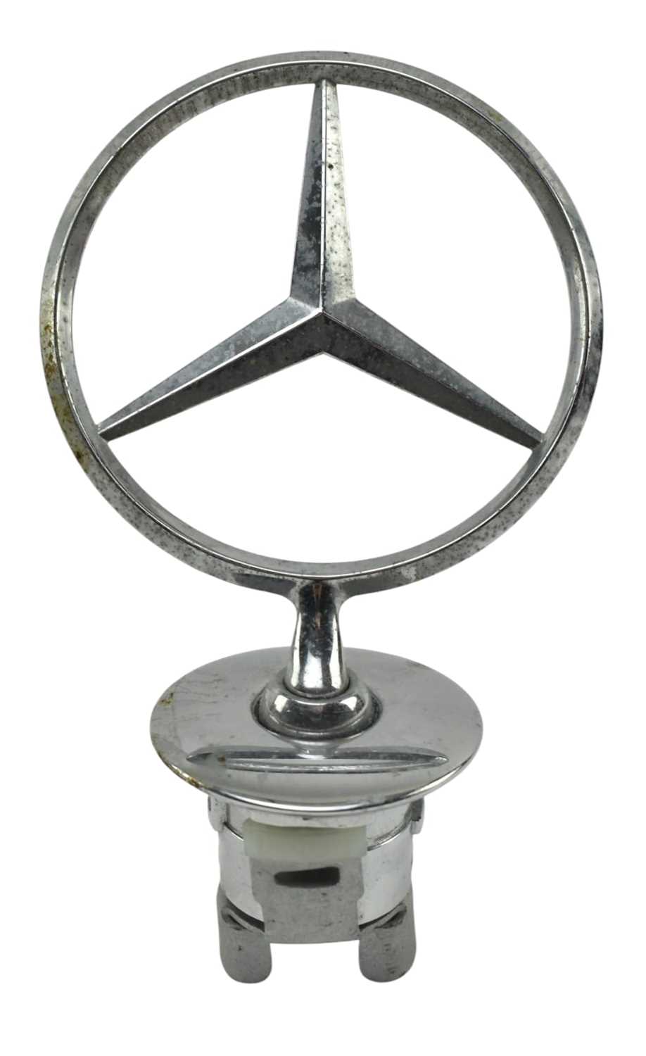 Lot 119 - MERCEDES - CONTEMPORARY PIVOTAL CAR MASCOT