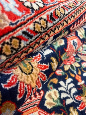 Lot 334 - PERSIAN KASHAN PICTORIAL 100% WOOL RUNNER RUG