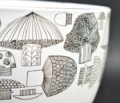 Lot 392 - KAJ FRANCK FOR FINEL - VINTAGE ENAMEL CENTREPIECE BOWL WITH MUSHROOM DESIGN