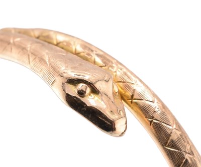 Lot 17 - VICTORIAN HALLMARKED 9CT GOLD SNAKE BANGLE