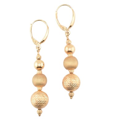 Lot 258 - PAIR OF 9CT GOLD BALL DROP PENDANT EARRINGS