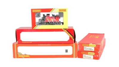 Lot 163 - MODEL RAILWAY - VINTAGE HORNBY OO GAUGE LOCOMOTIVES