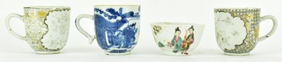 Lot 93 - COLLECTION OF FOUR 18TH CENTURY TEACUPS 十八/十九世纪杯子四件