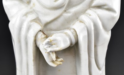 Lot 59 - QING DEHUA BLANC DE CHINE GUANYIN 清 德化白瓷观音立像