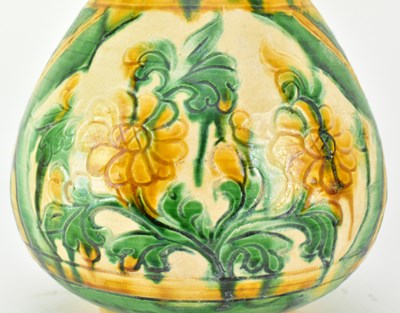 Lot 108 - LIAO DYNASTY SANCAI GLAZED YUHUCHUN VASE 辽代三彩团花纹玉壶春瓶