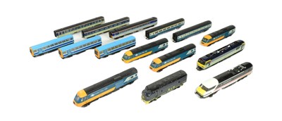 Lot 87 - MODEL RAILWAY - COLLECTION OF OO GAUGE LOCOMOTIVES & ROLLING STOCK