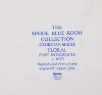 Lot 61 - SPODE - COLLECTION OF 20TH CENTURY BLUE AND WHITE CERAMIC PLATES
