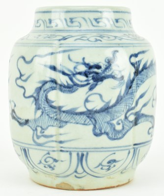 Lot 96 - YUAN BLUE AND WHITE CERAMIC DRAGON JAR 元 青花龙纹罐