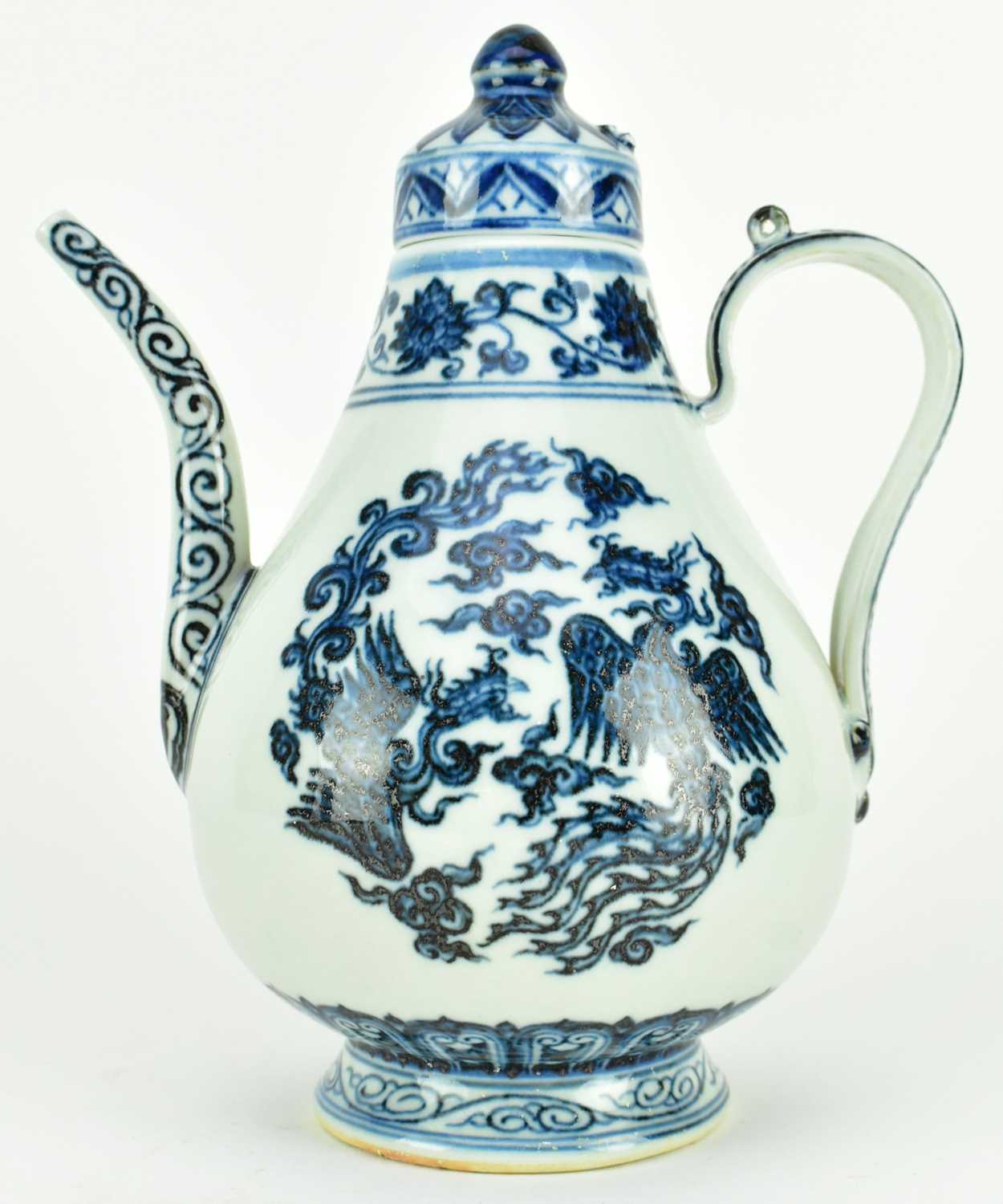 Lot 101 - MING XUANDE MARKED BLUE AND WHITE "PHOENIXES" EWER 宣德款 青花凤纹执壶