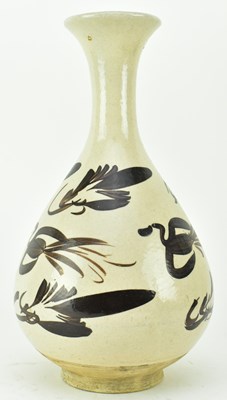 Lot 92 - NORTHERN SONG CIZHOU YUHUNCHUN VASE 北宋磁州窑玉壶春瓶