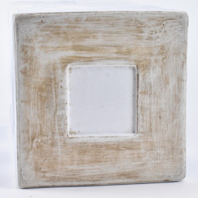 Lot 100 - CHINESE BLUE AND WHITE FIGURINE SQUARE VASE 青花人物四方瓶