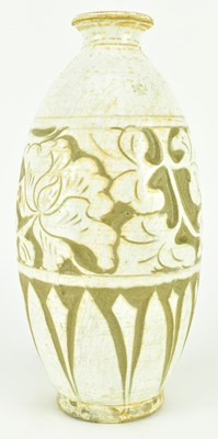 Lot 54 - NORTHERN SONG CIZHOU VASE 北宋磁州窑花卉瓶