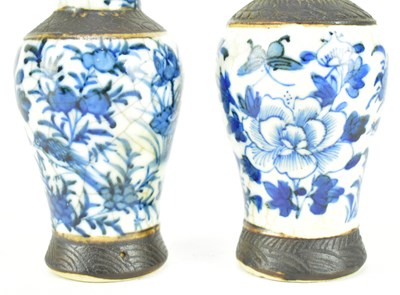 Lot 41 - PAIR OF QING NANKING BLUE AND WHITE MINIATURE VASES 清 仿哥窑青花花鸟小瓶一对